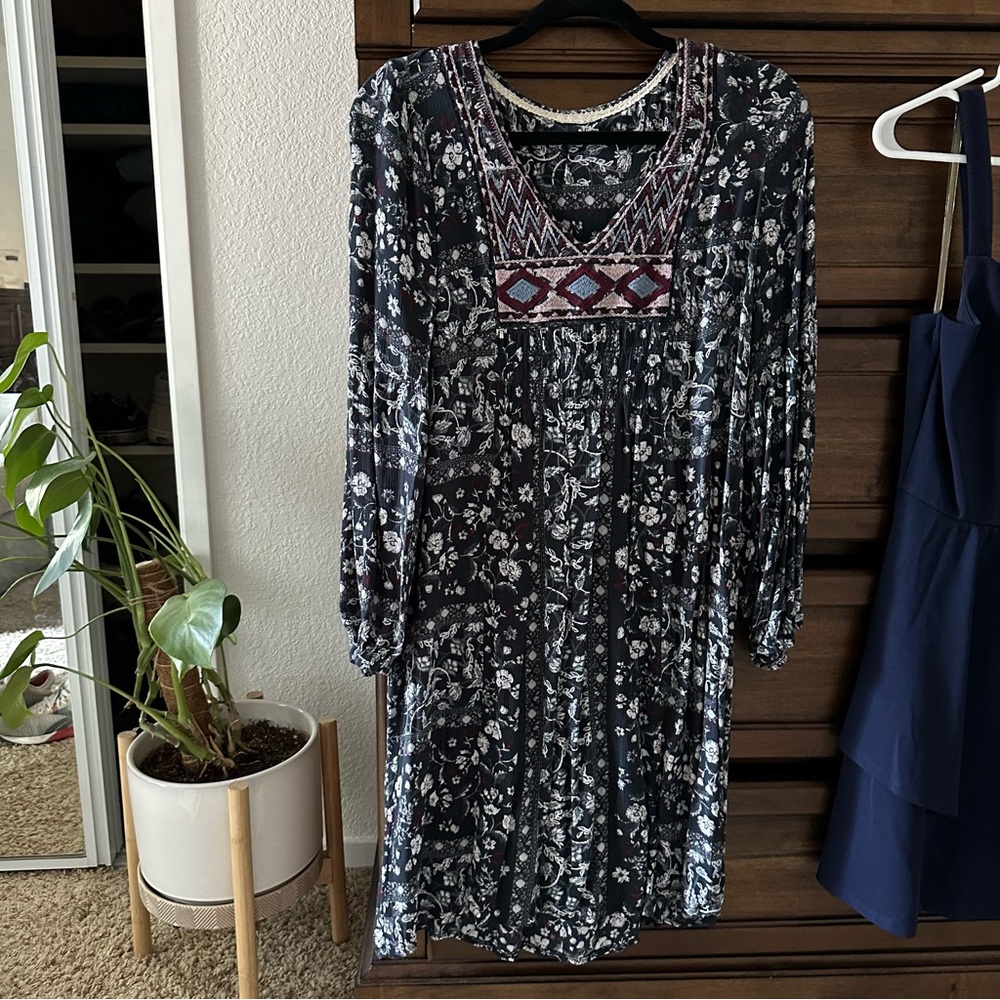 Long sleeve embroidered bohemian dress